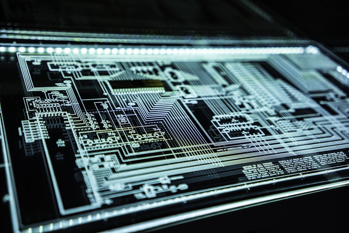 ERP sur-mesure pour sous-traitant industriel : devis, ordres de fabrication, planning machines et traçabilité ERP sur-mesure pour sous-traitant industriel : devis, ordres de fabrication, planning machines et traçabilité